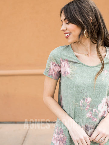 Everyday Tee in Olive Floral