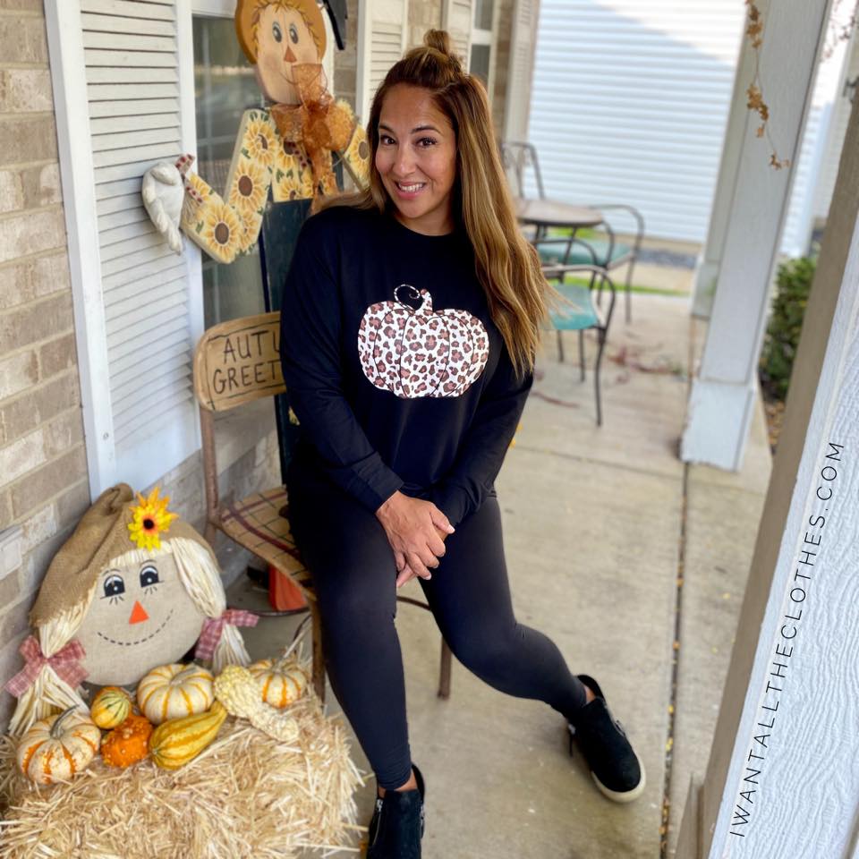 Animal Print Pumpkin Sweatshirt in Black