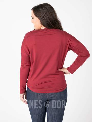 Afternoon Tee in Dark Red