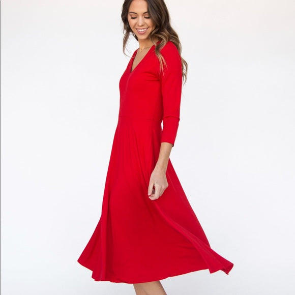 Essential Midi Dress in Lipstick Red