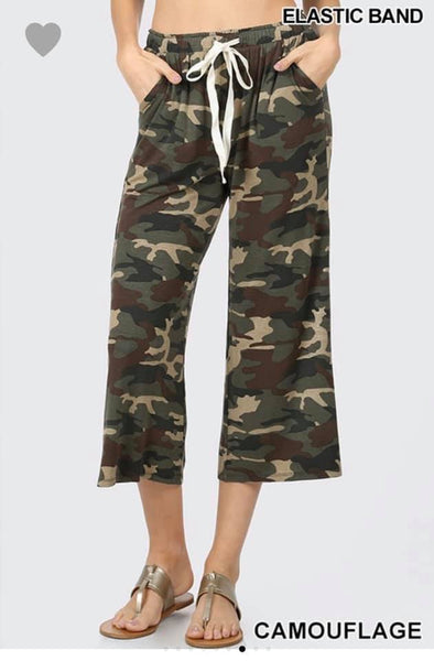 So Soft Crops in Dark Camo